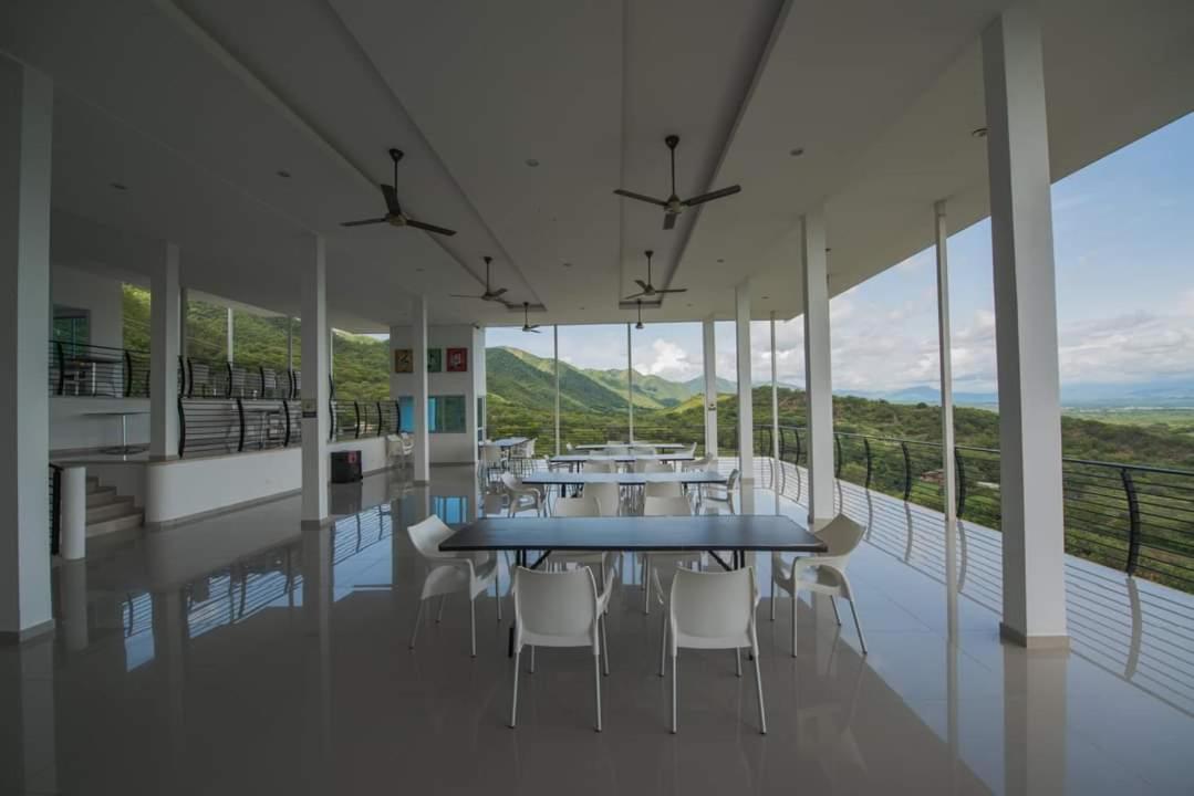 Hotel Campestre La Montana Girardot Extérieur photo